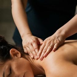 Masaje A Domicilio En Todo Arizona   Profesional Y Discreción 😉