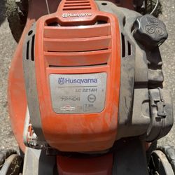 2020 Husqvarna LC221AH Lawnmower 