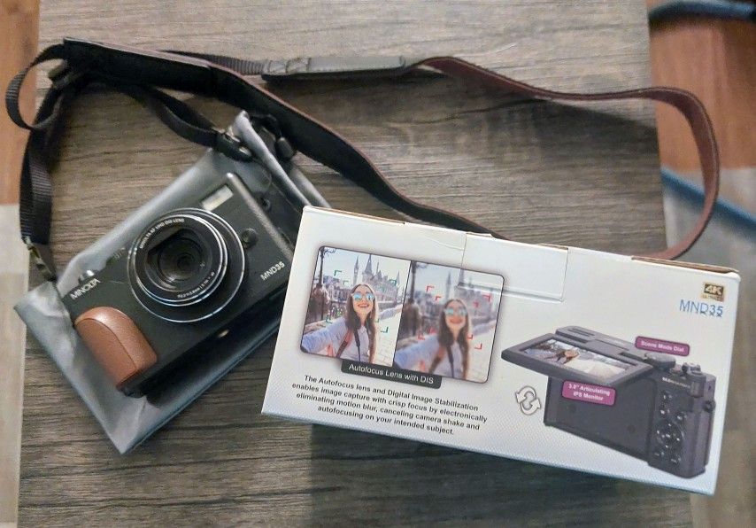 Minolta 64 Mega Pixels Digital Camera with Autofocus, 4K Video & Flip-up LCD