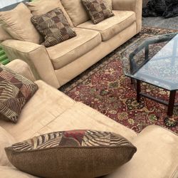 CLEAN 2-PIECE LOVESEAT SET -$300 OBO