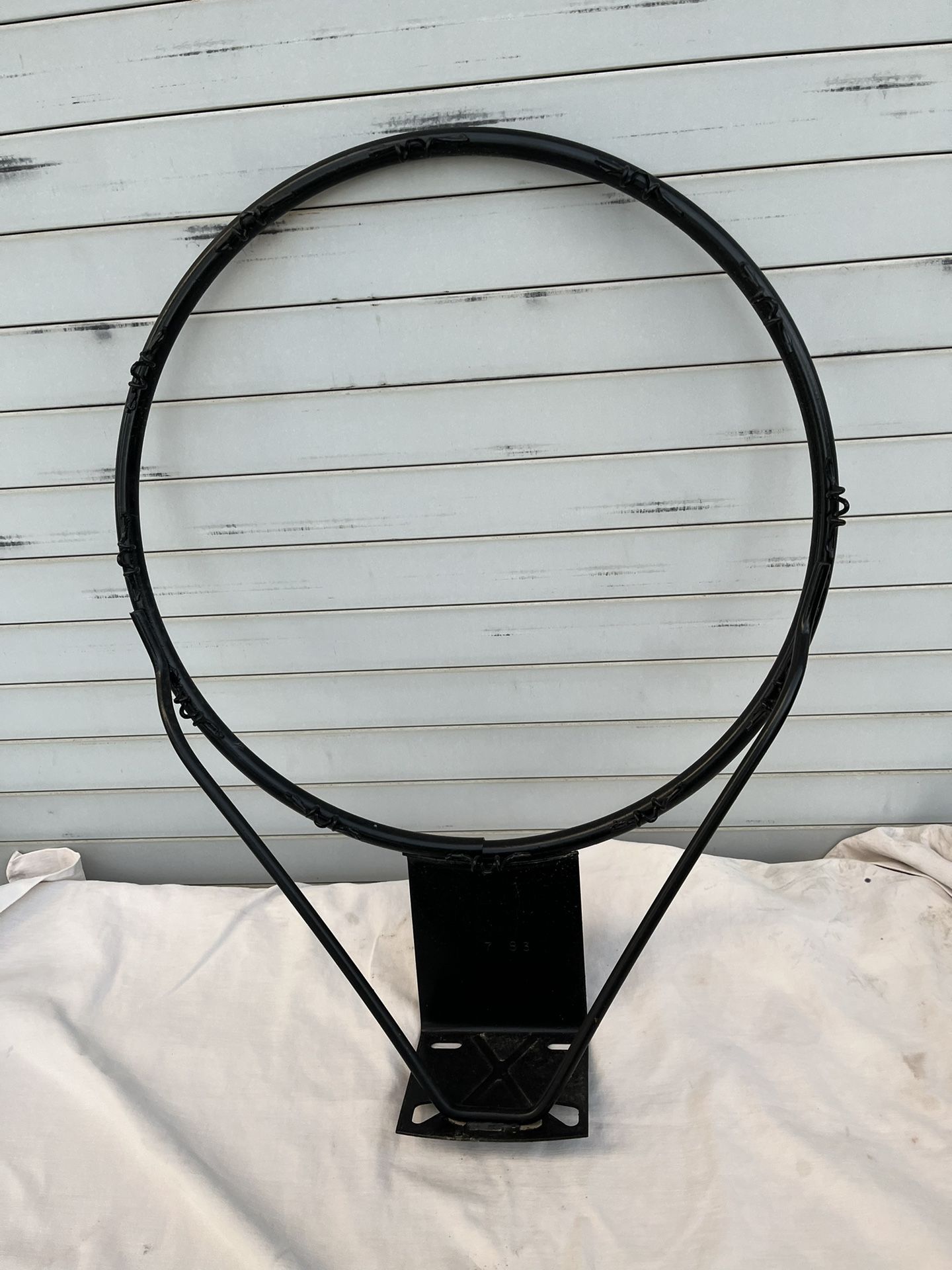 18 Inch Basketball Hoop