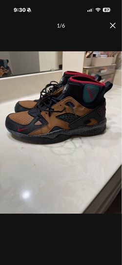 Mens Shoes Sz 13 Women’s and Men’s 11.5 Nike Air Mowabb $75.00