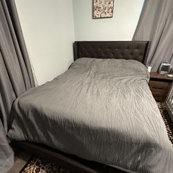 Queen Bed
