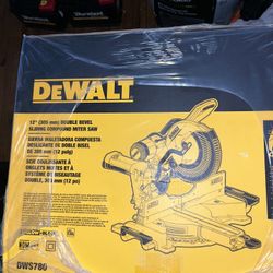 DEWALT 15 Amp Corded 12 in. Double Bevel Sliding Compound Miter Saw with XPS technology, Blade Wrench and Material Clamp