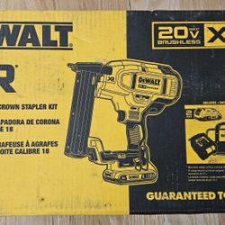 Dewalt XR 20V Stapler Kit 18 GA