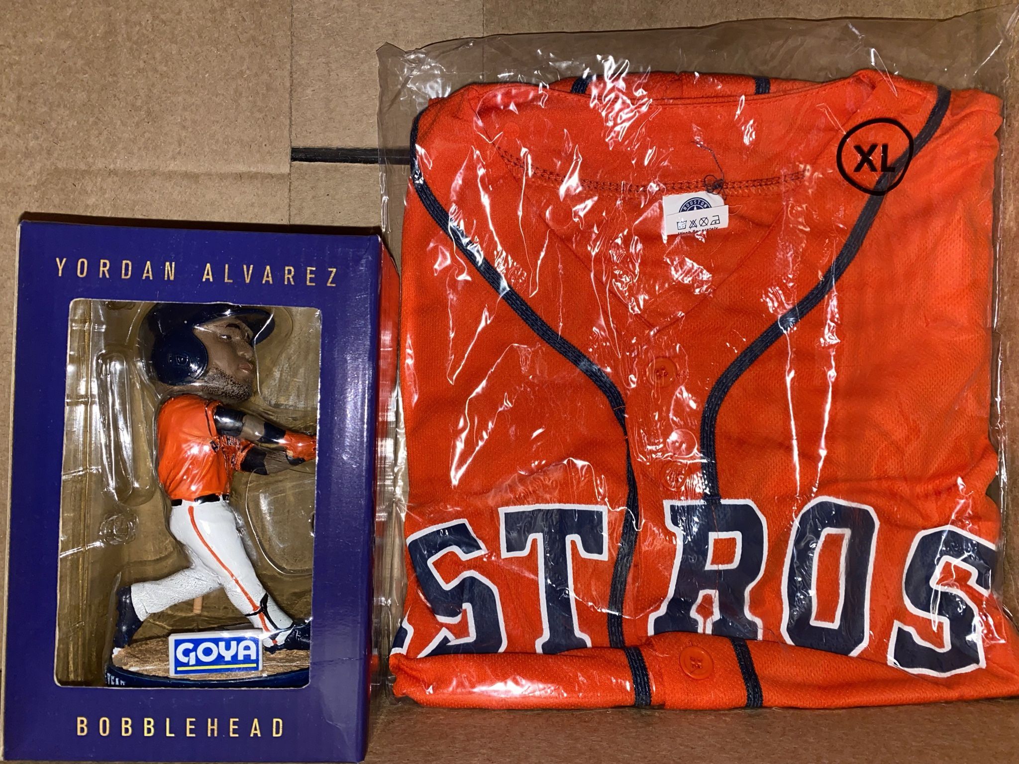 Houston Astros Yordan Alvarez Bobblehead And Jersey