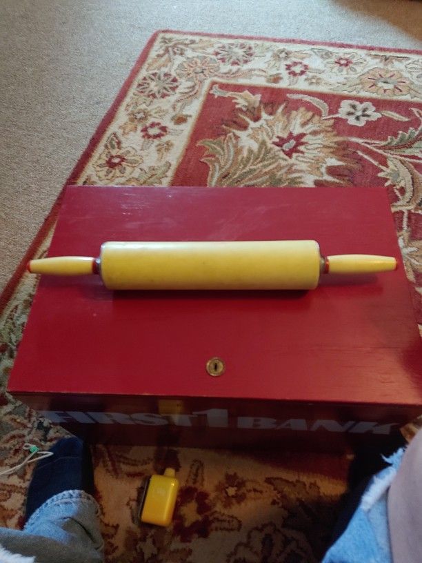 Vintage Art Deco Period Yellow & Red Plastic Rolling Pin #2