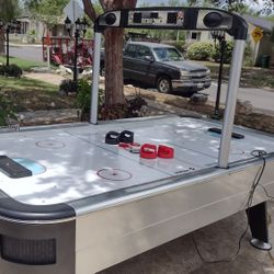 Air Hockey Table 