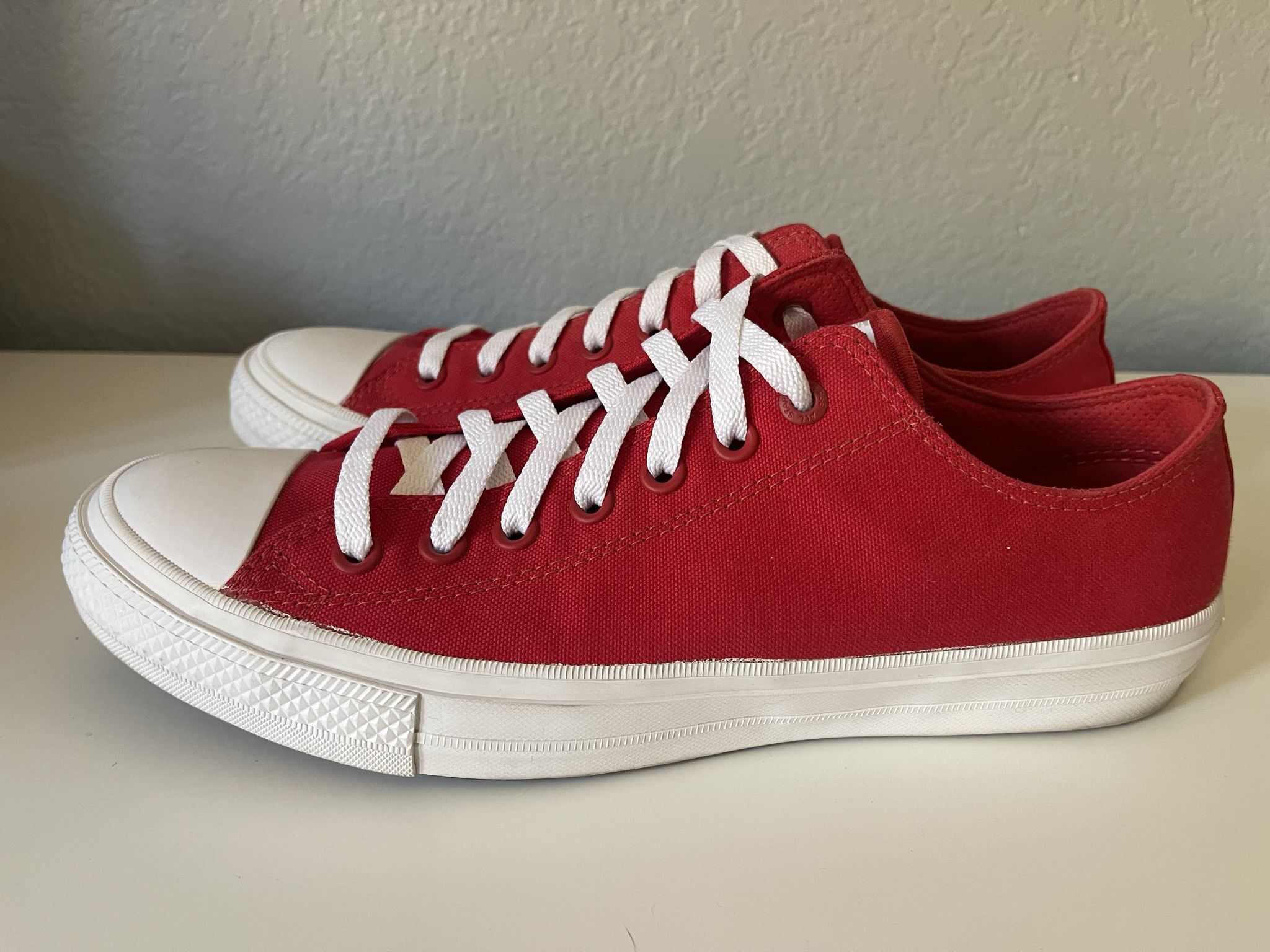 Converse Chuck Taylor Low Red