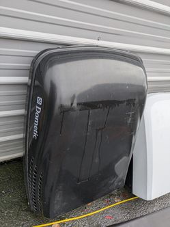 Dometic Penguin 2 A/C 13500 BTU With Lower Unit