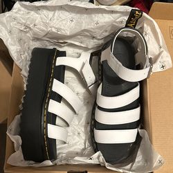 Dr.Marten Sandals 