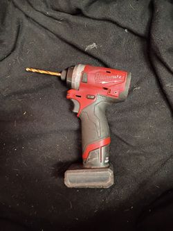 Milwaukee M12 FUEL 1/4-inch hex impact driver