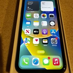 IPhone 11 New MetroPCS With Wireless Charger And Bluetooth Headphones 