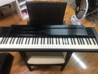 Piano Roland ep-70