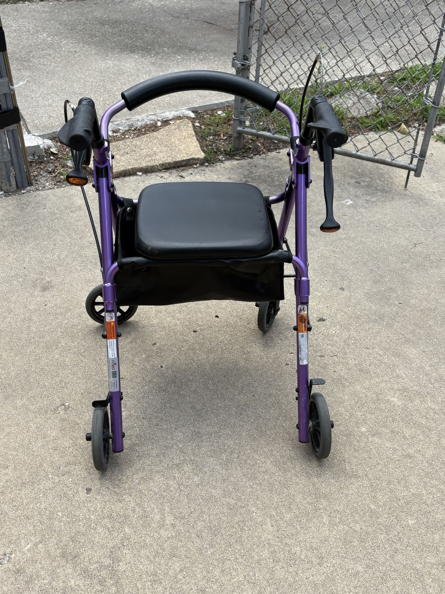Adult Walker With Seat