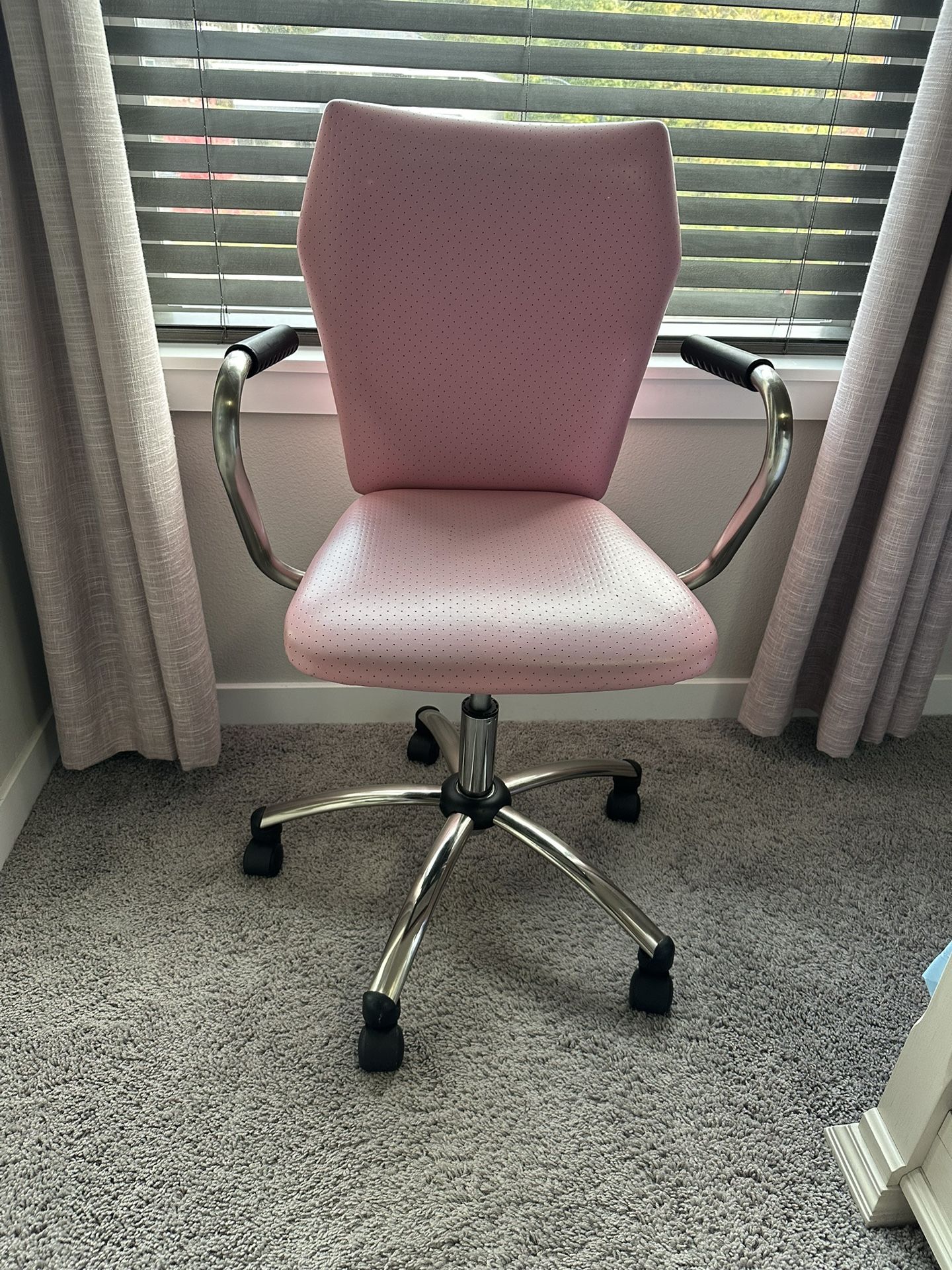 Pink Roller Desk/Vanity Chair