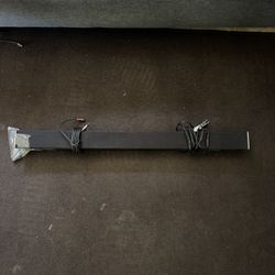 Vizio 38” Sound Bar With Remote