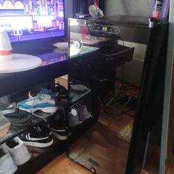 Shmecke Mini Wine Fridge 150$