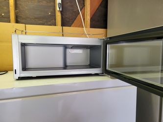 VESTFROST M026 REDBULL DISPLAY COOLER for Sale in Rowland Heights