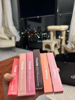 Rhode Peptide Lip Tint