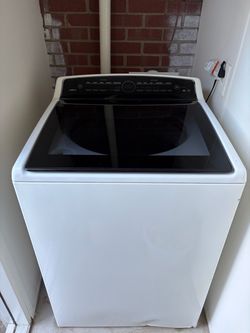 Whirlpool washer and dryer with all hoses