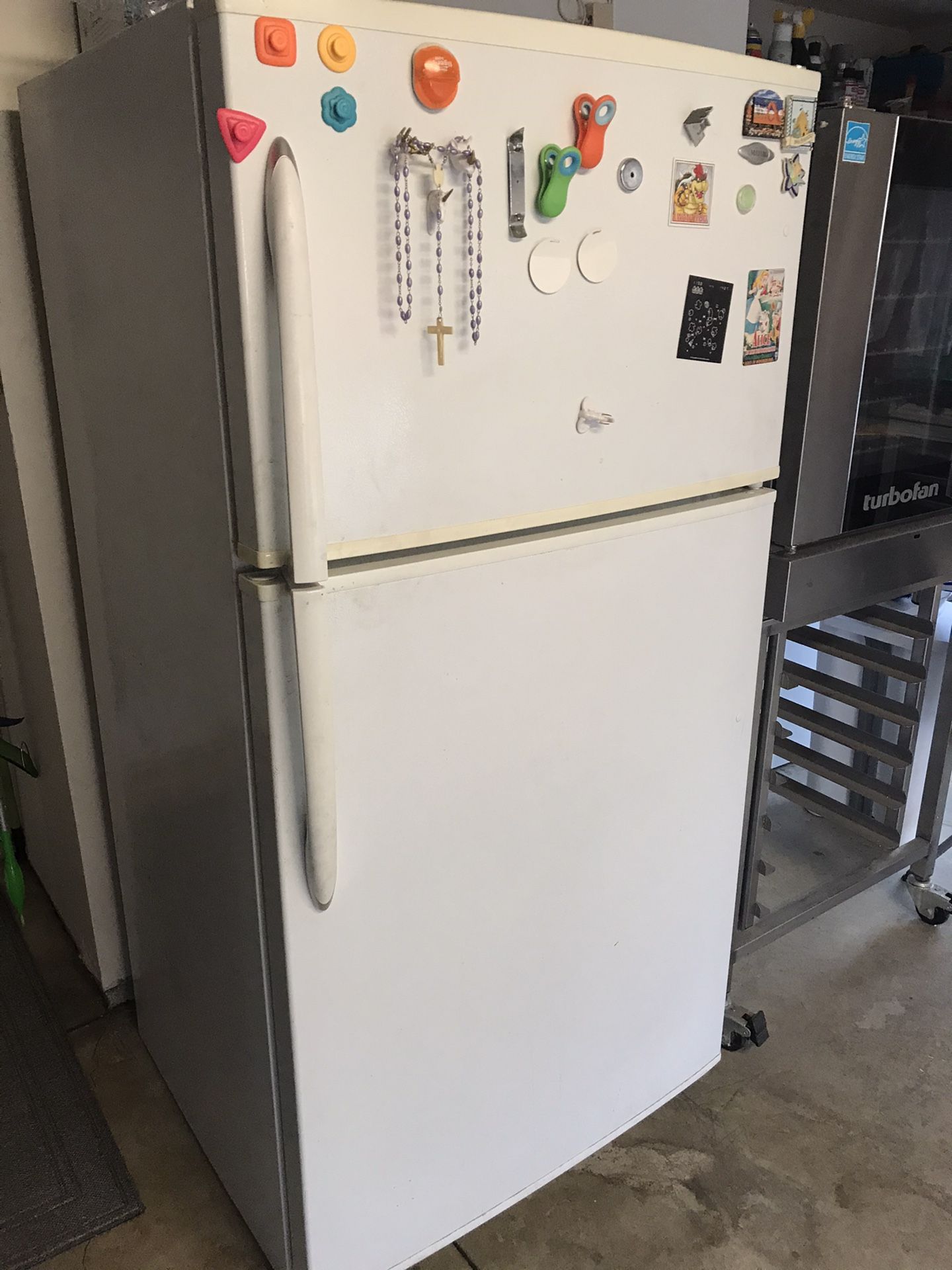 Refrigerator freezer