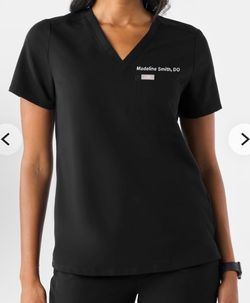 Catarina One Pocket Scrub Top