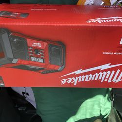 Milwaukee M18 Job Site Stereo