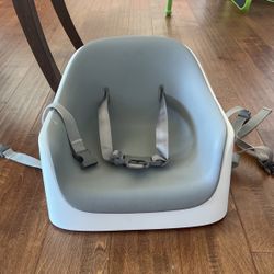 Oxo Tot Nest Booster Seat 