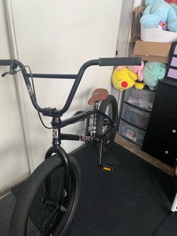 Kink bmx launder