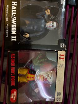 Halloween II & IT Pennywise Vinyl Figures Set