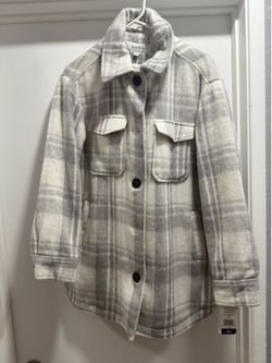 Women’s Gray and white plaid jacket