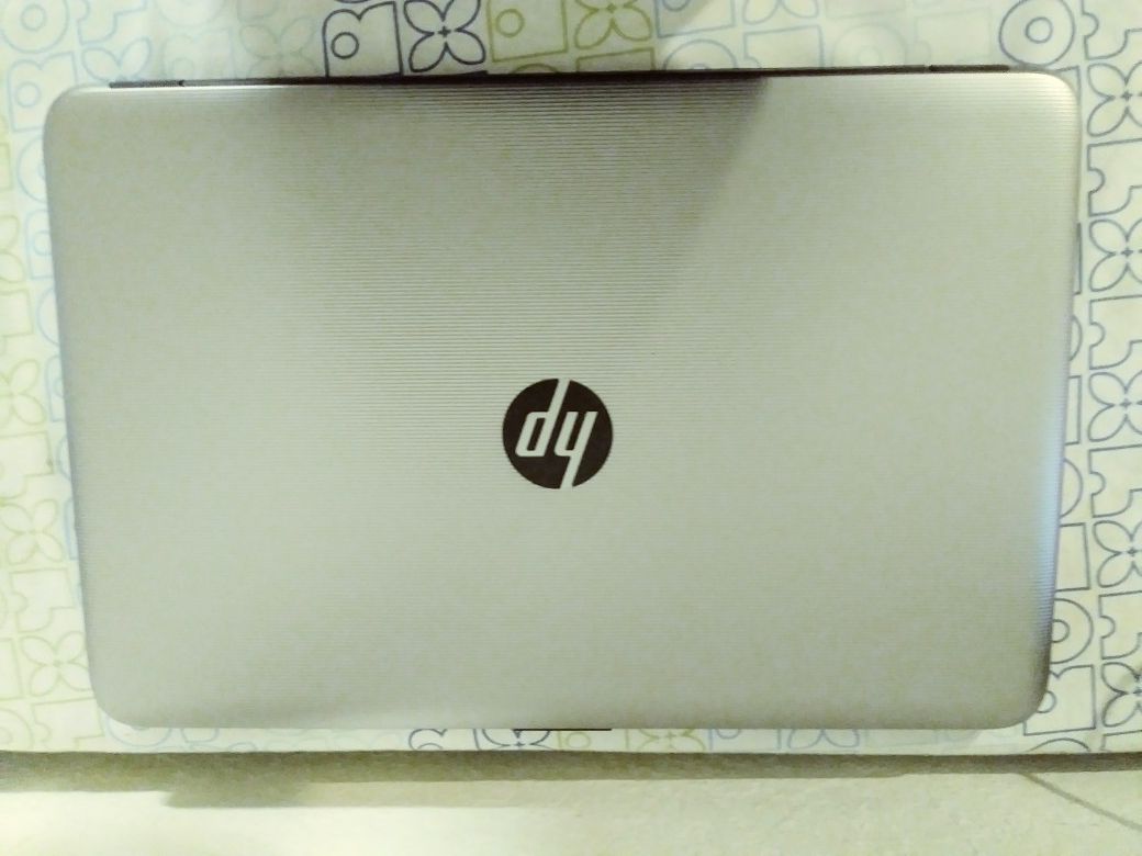HP Notebook 15-ay091ms(Touch) (ENERGY STAR), Intel(R), Cores(TM) i3-6100U CPU @ 2.30GHz, 8 GB Ram DDR4, 1TB HDD.
