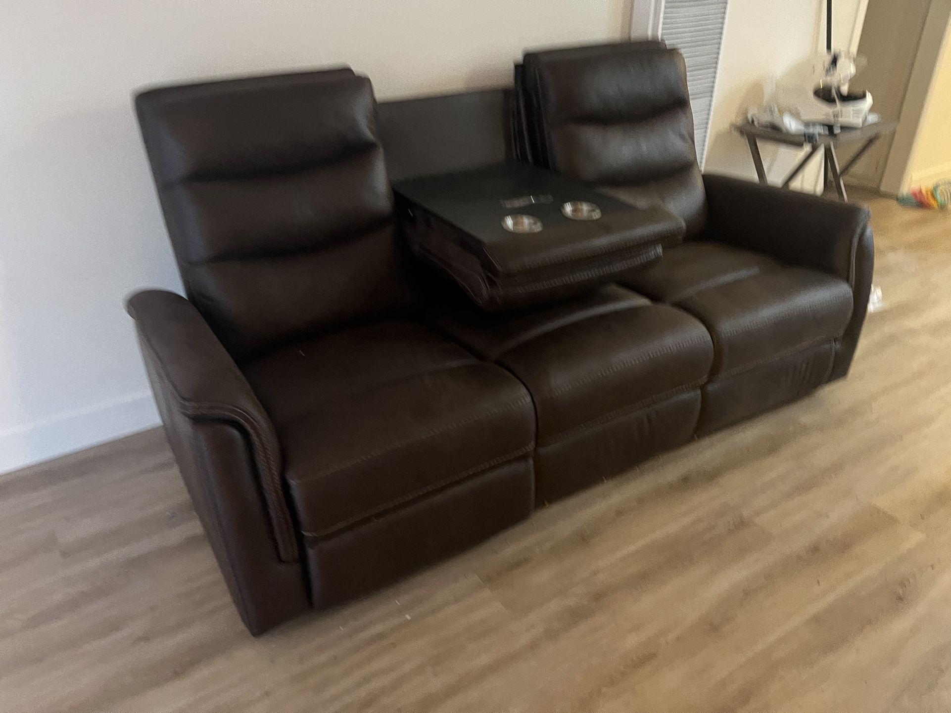 Like New Reclining Sofa