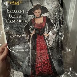 Women’s Vampire Costume
