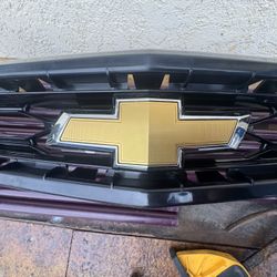 Chevy Camaro Grille (OEM) 