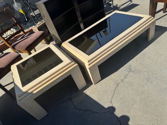Coffee table set