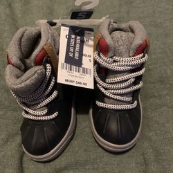 Carter’s Toddler  Size 5 Winter Colorblock Boot 