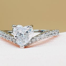 "Sweet Pure CZ Cubic Twisted Lovely Diamonds Heart Rings for Women, P1132
 
  Thumbnail