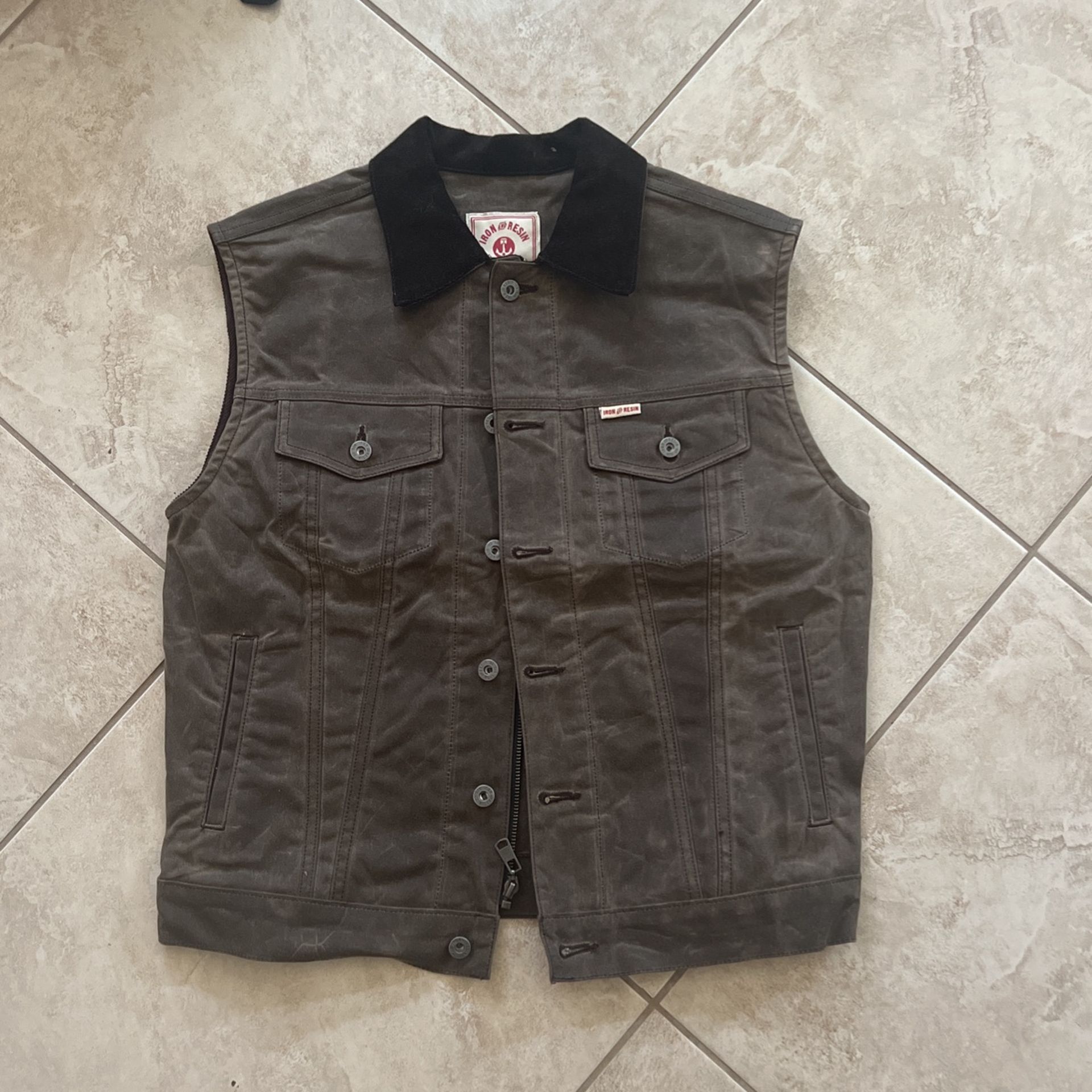 Iron and Resin Motorcycle Vest Size Small