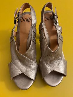 Söfft open toe heels