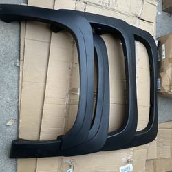 Chevy Silverado Fender flare year 2007 to 2014