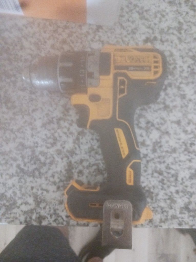 20v Dewalt Drill