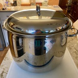 16 Quart Stockpot - Belgique