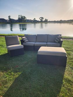 High-End All-Weather Wicker Patio Lounge Set – Sunbrella® Cushions & Ottoman