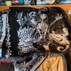 Nightmare Before Christmas Poncho W/hood. Warm & Fuzzy. Beautiful. Like New. 