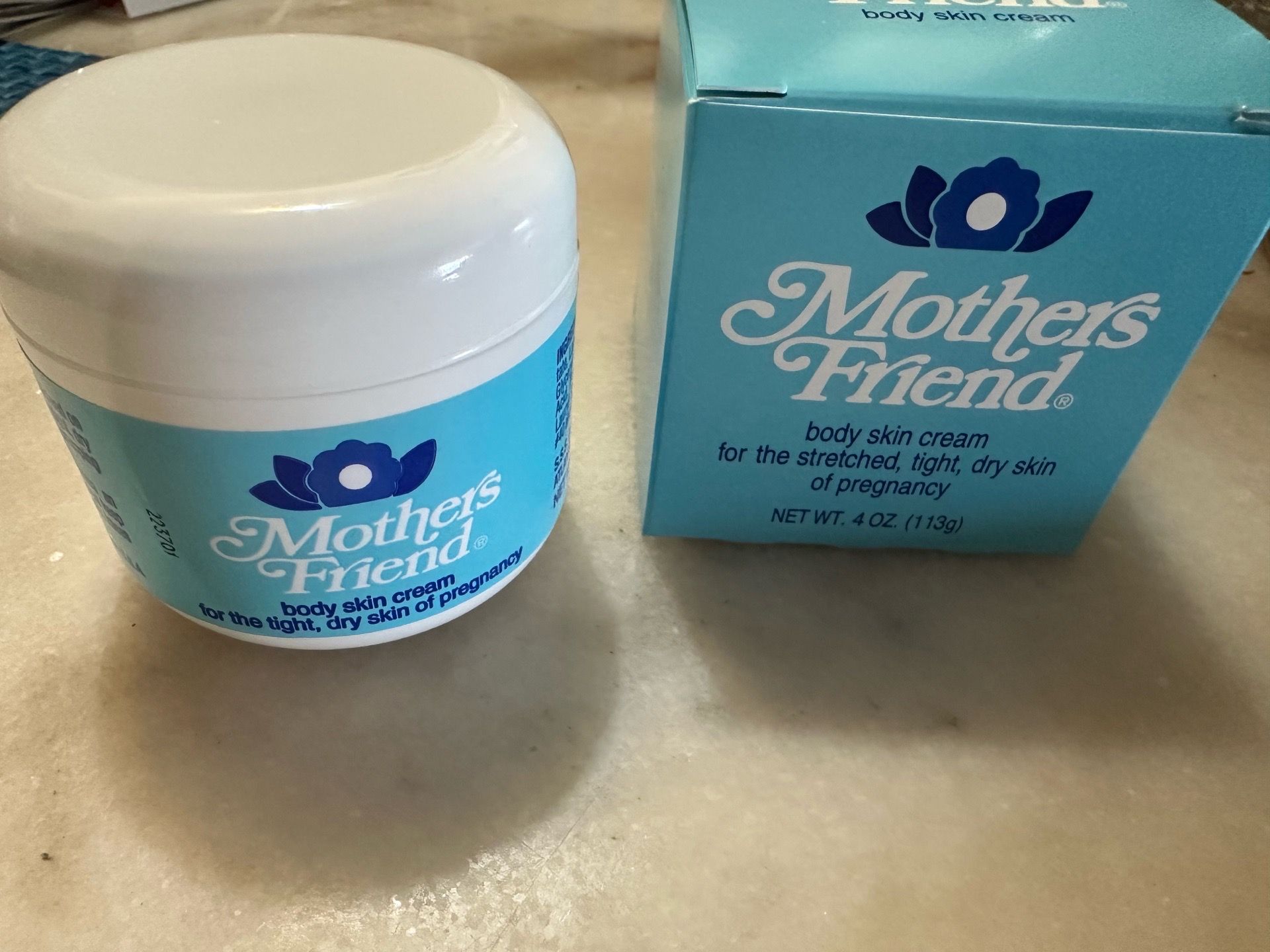 Mothers Friend The Beat Pregnancy Cream To Prevent Stretch Marks.
