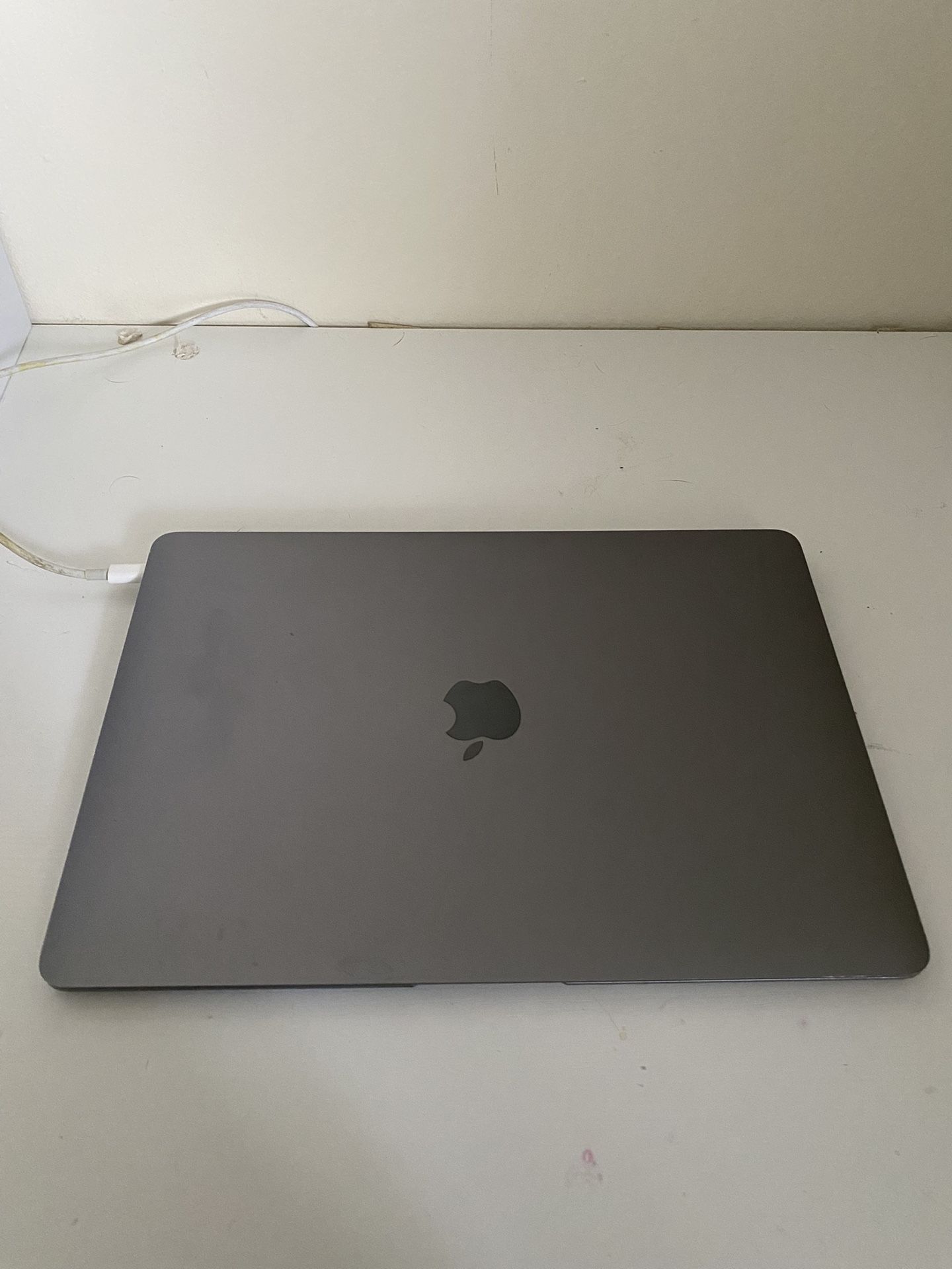 MacBook Air 13-inch 2018