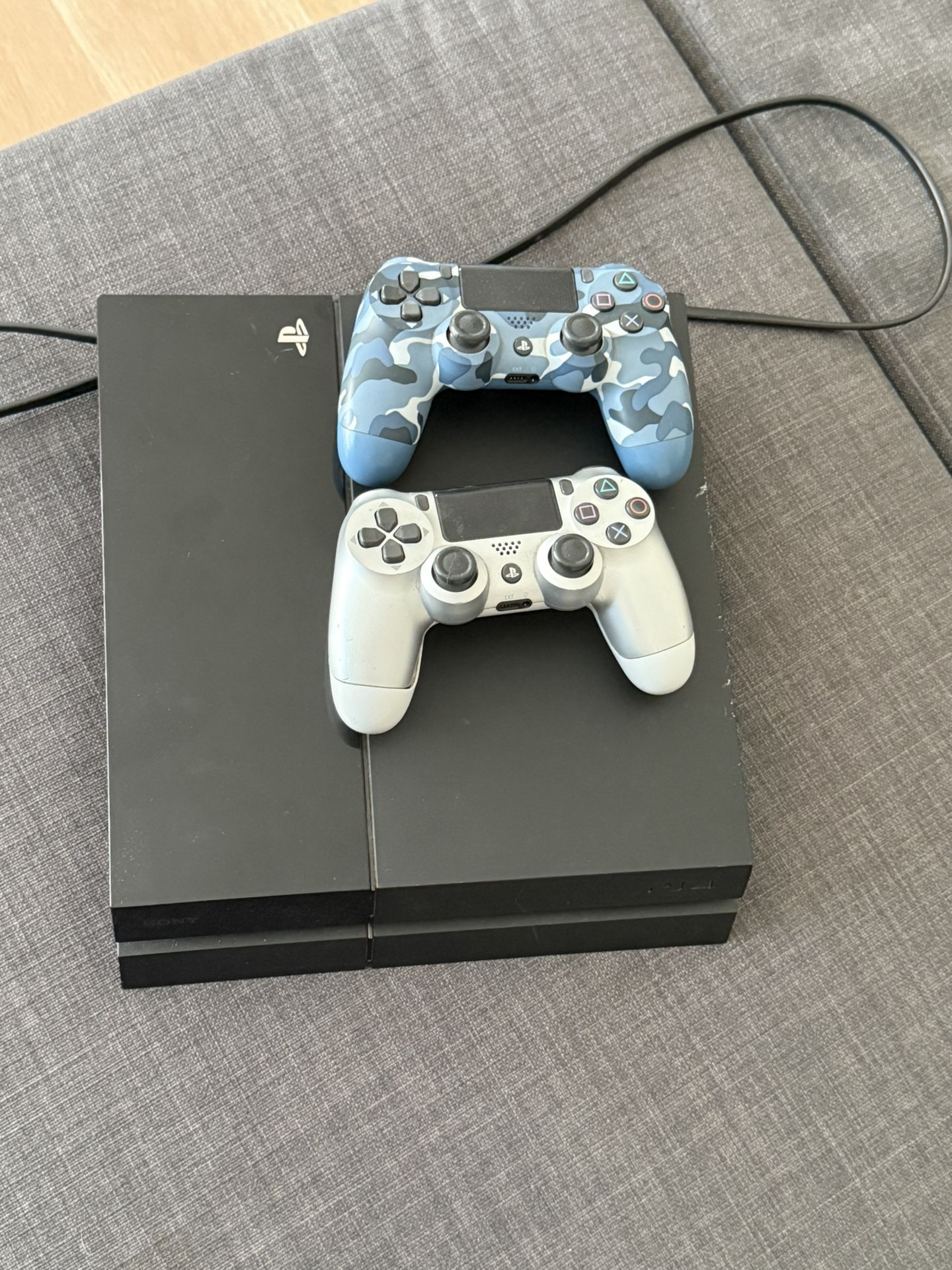 Used PS4