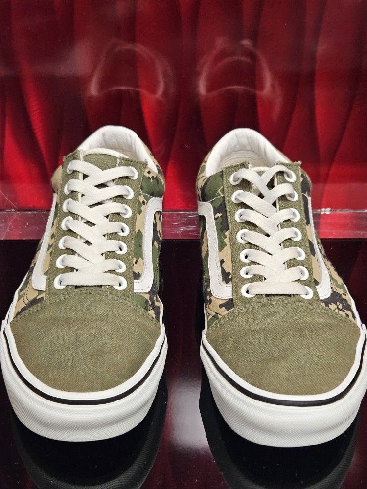 Vans Old Skool Custom Camo – Size 8.5 Men / 10 Women